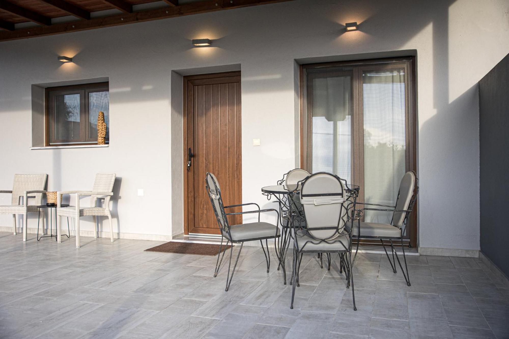 Countryside Luxury Studios Kato Lekhonia Экстерьер фото